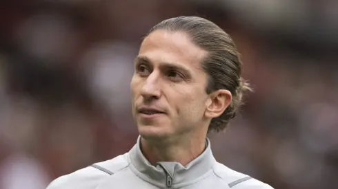 RJ - RIO DE JANEIRO - 24/08/2024 - FINAL MUNDIAL SUB20, FLAMENGO X OLIMPYACOS - Filipe Luis tecnico do Flamengo durante partida contra o Olimpyacos no estadio Maracana pela Taca Intercontinental Sub20. Foto: Jorge Rodrigues/AGIF