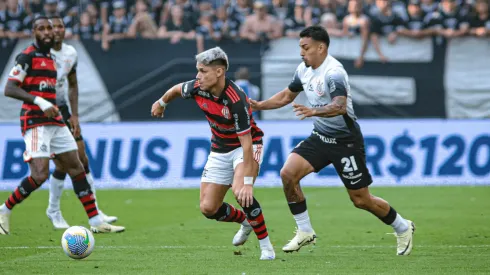 Luiz Araujo, durante partida entre Corinthians x Flamengo, válida pela 25ª rodada do Campeonato Brasileiro. SPP Sport Press Photo. / Alamy Stock Photo