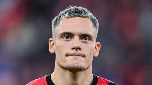 Barcelona tira o time de campo e desiste da contratação de Florian Wirtz.