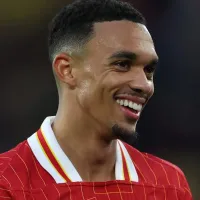 Arnold diz não ao Liverpool e fica próximo de outro time do futebol europeu