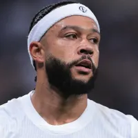 Corinthians não para em Memphis Depay e busca acerto com meia estrangeiro