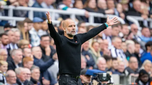Guardiola se irrita com a Fifa. Foto: IMAGO / Sports Press Photo