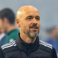 Manchester United surpreende e oficializa a contratação de ex-Arsenal para Erik ten Hag
