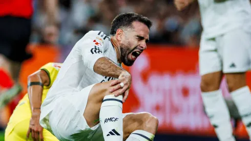 Carvajal, do Real Madrid, se lesiona e recebe apoio de Gavi, do Barcelona.