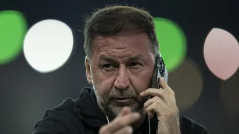 Augusto Melo pode romper contrato no Corinthians