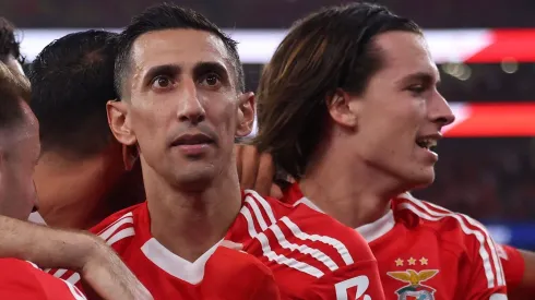 Manchester United surpreende e quer recontratar craque que está em alta no Benfica. (Foto: Imago)