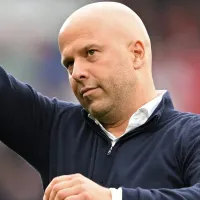 Arne Slot pede e Liverpool tenta a contratação de estrela do Benfica