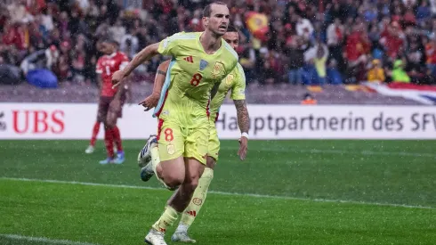 Fabian Ruiz comemora seu gol na partida entre Suíça e Espanha, no dia 08 de setembro de 2024. (Sipa US / Alamy Stock Photo)