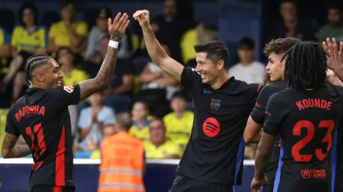 O montante devido em transferências, como as de Raphinha, Ferran Torres e Lewandowski, destaca a necessidade de ajustes contínuos para equilibrar as contas. (Foto: IMAGO / AOP.Press)