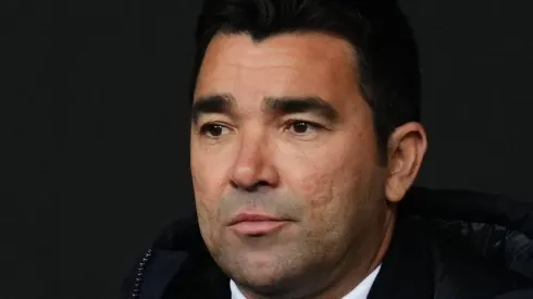 Sob a liderança de Deco, o Barcelona busca opções no mercado para janeiro, visando manter o bom desempenho da temporada, mesmo com as limitações no elenco causadas pelos desfalques de jogadores-chave como Frenkie de Jong, Pedri e Gavi. (Foto: IMAGO / Pressinphoto)
