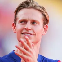 Barcelona topa vender De Jong ao Manchester United com uma condição