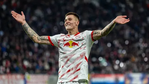 Benjamin Šeško em partida pelo RB Leipzig