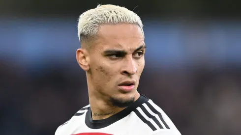 R$ 10 milhões: Gigante do Brasileirão acompanha situação de Antony, do Manchester United. (Photo by Michael Regan/Getty Images)