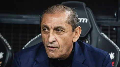 Alex Santana, do Corinthians, estará disponível contra o Flamengo.