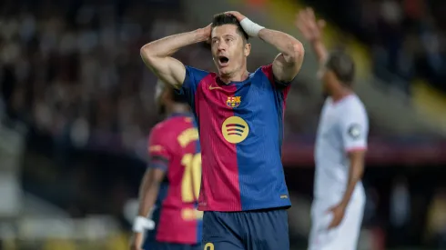 Lewandowski marca dois gols contra o Sevilla. Foto: IMAGO / ZUMA Press Wire