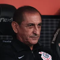 Pressionado, Ramón Díaz anuncia duas novidades no Corinthians para a decisão continental