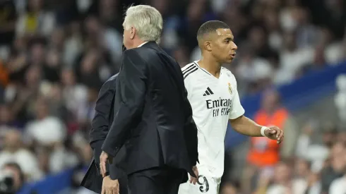Carlo Ancelotti e Kylian Mbappé no Real Madrid.