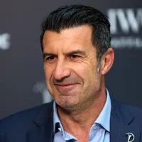 Figo aponta Real Madrid como favorito contra o Barcelona e expõe motivo: "Eles têm que..."