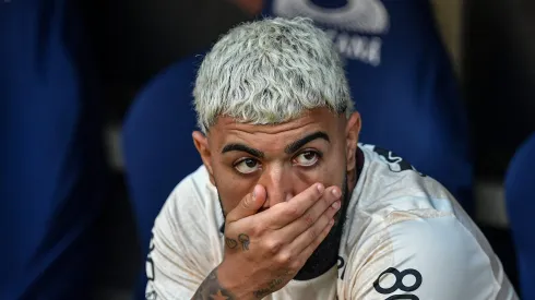 Gabigol volta a ser titular no Flamengo