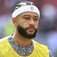 Corinthians não para em Depay e tenta assinar com meia do exterior