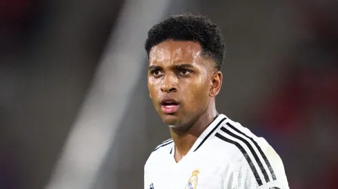 Rodrygo tem lesão confirmada no Real Madrid. Foto: Alex Caparros/Getty Images