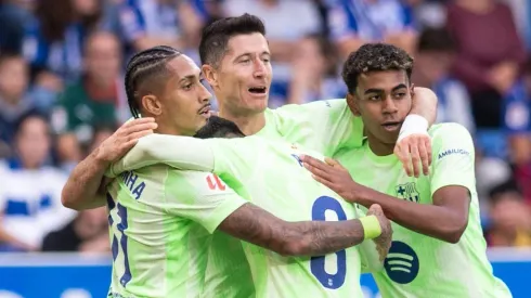 Raphinha, Robert Lewandowski, Lamine Yamal pelo Barcelona. O último é alvo do Liverpool. Foto: IMAGO / Alterphotos