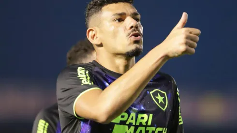 Tiquinho Soares durante o confronto entre RB Bragantino e Botafogo, no dia 26 de outubro de 2024. (Associated Press / Alamy Stock Photo)