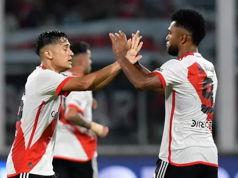 Torcida do River Plate pede a saída de Miguel Borja