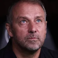 Hansi Flick se impressiona com atuações de craque do Barcelona e faz pedido à diretoria