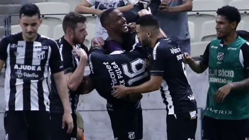 O Corinthians busca reforçar seu setor ofensivo e segue acompanhando de perto o desempenho de Pulga, que tem contrato com o Ceará até o fim de 2025. (Foto: IMAGO / TheNews2)