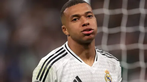 Mbappé foi criticado e torcida do Real Madrid questionou sua permanência no time. foto: IMAGO / Sportimage