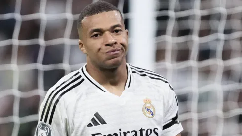 Ancelotti tem conversa séria com Mbappé