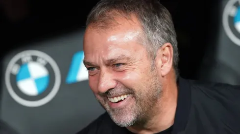 Hansi Flick pelo Barcelona contra o Estrela Vermelha. foto: IMAGO / ABACAPRESS