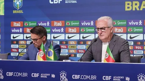 Rodrigo Caetano e Dorival durante convocação da Seleção Brasileira