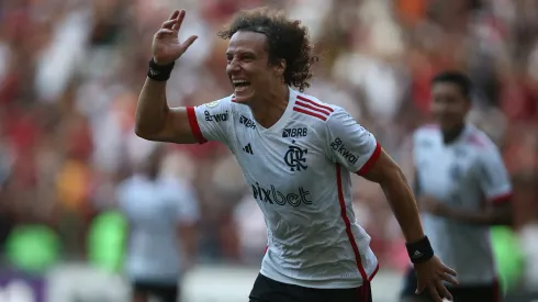 RIO DE JANEIRO, BRAZIL - JUNE 02: David Luiz of Flamengo celebrates after scoring the team´s third goal during the match between Vasco da Gama and Flamengo as part of Brasileirao 2024 at Maracana Stadium on June 2, 2024 in Rio de Janeiro, Brazil. (Photo by Wagner Meier/Getty Images)