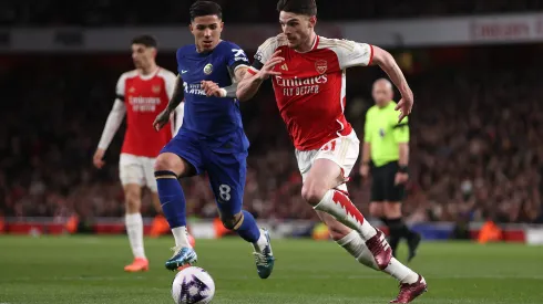 Chelsea e Arsenal em jogo no Emirates Stadium, pela Premier League (Photo by Julian Finney/Getty Images)