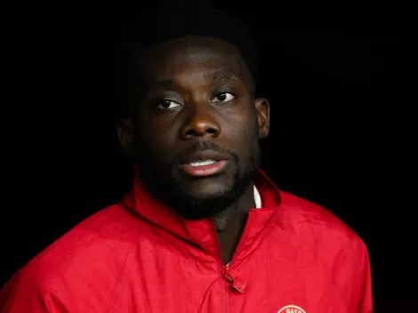 Davies recebe última proposta do Bayern para seguir na Bundesliga