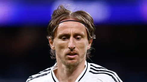 O jovem meio-campista Martin Baturina, uma das maiores promessas croatas, surpreendeu o mercado ao rejeitar uma proposta de contrato do Real Madrid, que incluía um período de empréstimo. (Foto: IMAGO / ZUMA Press Wire)