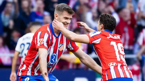 Além de Sorloth e Julián Álvarez, o Atlético de Madrid observa talento emergente de Maza, antecipando-se à concorrência e apostando no potencial de atletas que possam garantir o sucesso futuro do time, tanto no cenário nacional quanto no europeu. (Foto: IMAGO / Alex Perez)