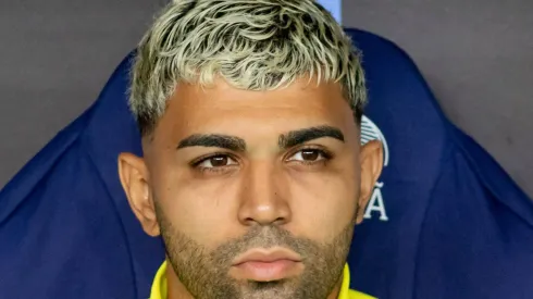 O afastamento de Gabigol do Flamengo, anunciado após conflitos internos e comportamento indisciplinado, revela uma crise na relação entre o atacante e o clube. (Foto: Erica Martins)