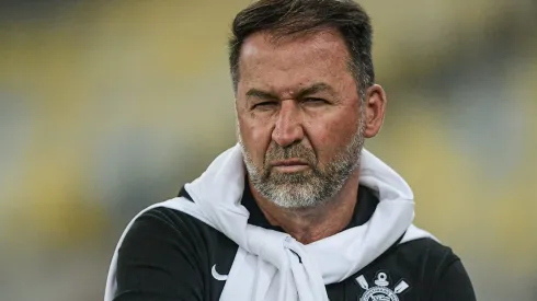 Augusto Melo prepara papelada para fechar com jogador no Corinthians. Foto: Thiago Ribeiro/AGIF