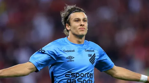 Canobbio pode recusar o Boca Juniors e assinar com um dos maiores times do Brasileirão. (Photo by Buda Mendes/Getty Images)