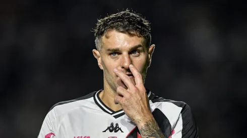 Vegetti quer se aposentar no Vasco