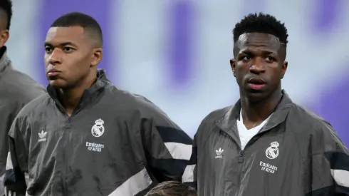 Mbappé teria encorajado Vini Jr após pênalti perdido. (Photo by David Ramos/Getty Images)