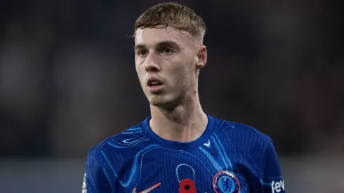 Cole Palmer com a camisa do Chelsea.