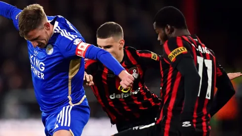 O Liverpool foca no defensor húngaro Milos Kerkez, de 20 anos, como reforço estratégico para a lateral esquerda. (Foto: IMAGO / PA Images)