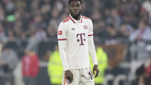 Alphonso Davies FC Bayern Muenchen schaut enttaeuscht, Bundesliga, FC St. Pauli 1910 v FC Bayern München, Millerntor Stadium am 09. November 2024 in Hamburg, Deutschland. Foto von Marco Steinbrenner/DeFodi Images Alphonso Davies FC Bayern Muenchen looks dejected, Bundesliga, FC St. Pauli 1910 v FC Bayern München, Millerntor Stadium, November 9, 2024 in Hamburg, Germany. Photo by Marco Steinbrenner/DeFodi Images DFL regulations prohibit any use of photographs as image sequences and/or quasi-video. not used in POL / SRB / CRO / FRA / GBR / NED / ITA / USA Defodi-700_pauli_muenchen_20241109_262 Defodi-700 not used in POL / SRB / CRO / FRA / GBR / NED / ITA / USA DFL regulations prohibit any use of photographs as image sequences and/or quasi-video.
