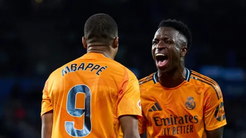 Vini Jr e Mbappé comemoram novo reforço.