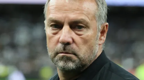 Astro do Barcelona de Hansi Flick comenta sobre renovação de contrato.