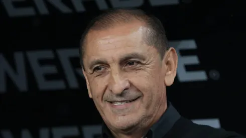 Corinthians de Ramón Díaz pode ter Cacá de volta contra o Cruzeiro.